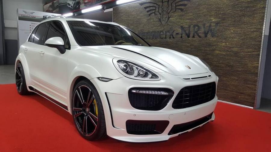  Porsche Cayenne Turbo by Folienwerk-NRW 2016 года  (фото 5 из 7)